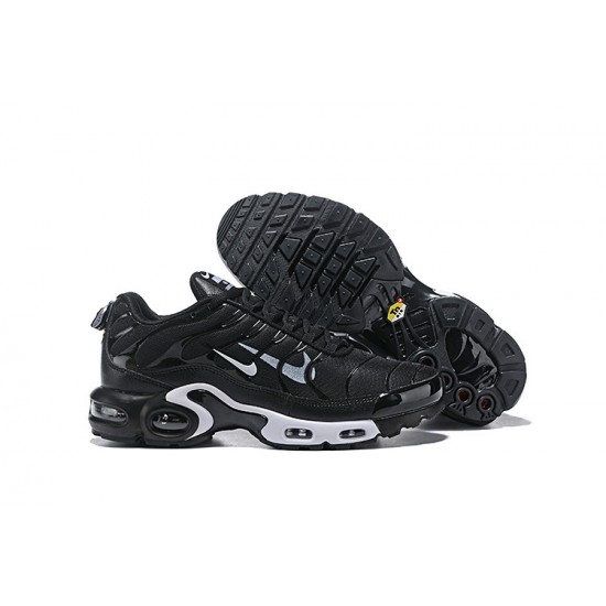 KicksOnFire Nike Air Max Plus Tn Black White Shoes 815994-004