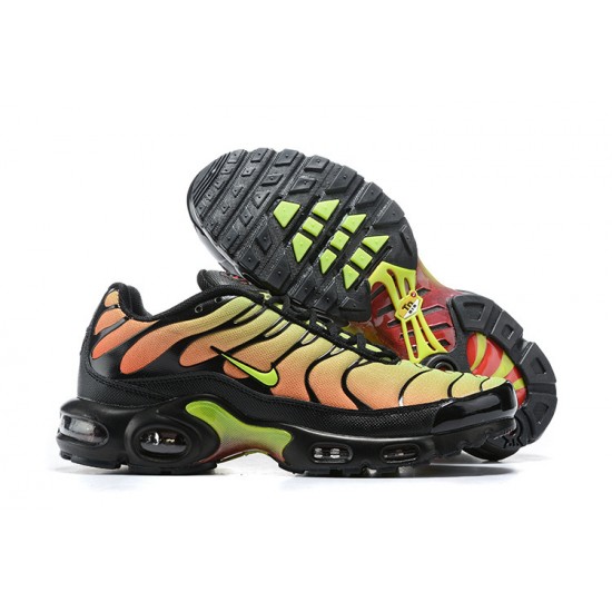 KicksOnFire Nike Air Max Plus Tn Black Yellow Shoes AQ9979-001