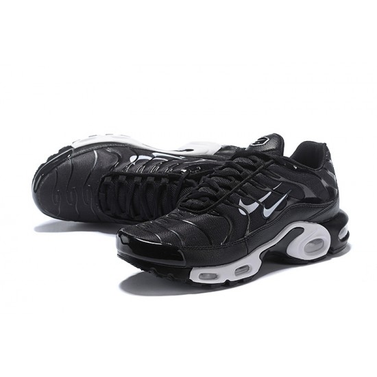 KicksOnFire Nike Air Max Plus Tn Black and White Shoes