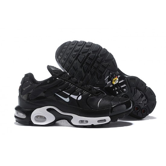 KicksOnFire Nike Air Max Plus Tn Black and White Shoes